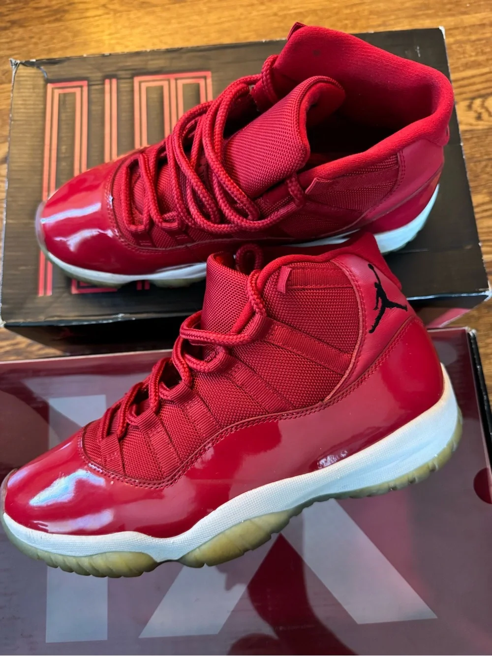 Jordan 11 Retro High Win Like '96 size 9